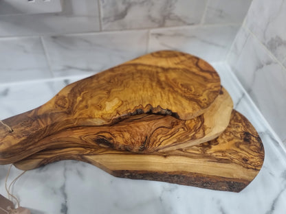 Olive Wood Rustic Cutting/Serving Board with Handle